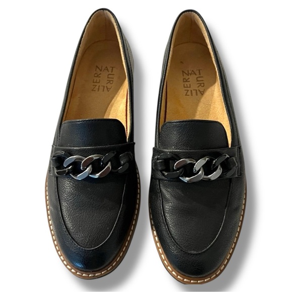 NATURALIZER‎ Emmal Loafers Womens 6M Lug Sole Chain Accent Non Slip - Picture 1 of 5
